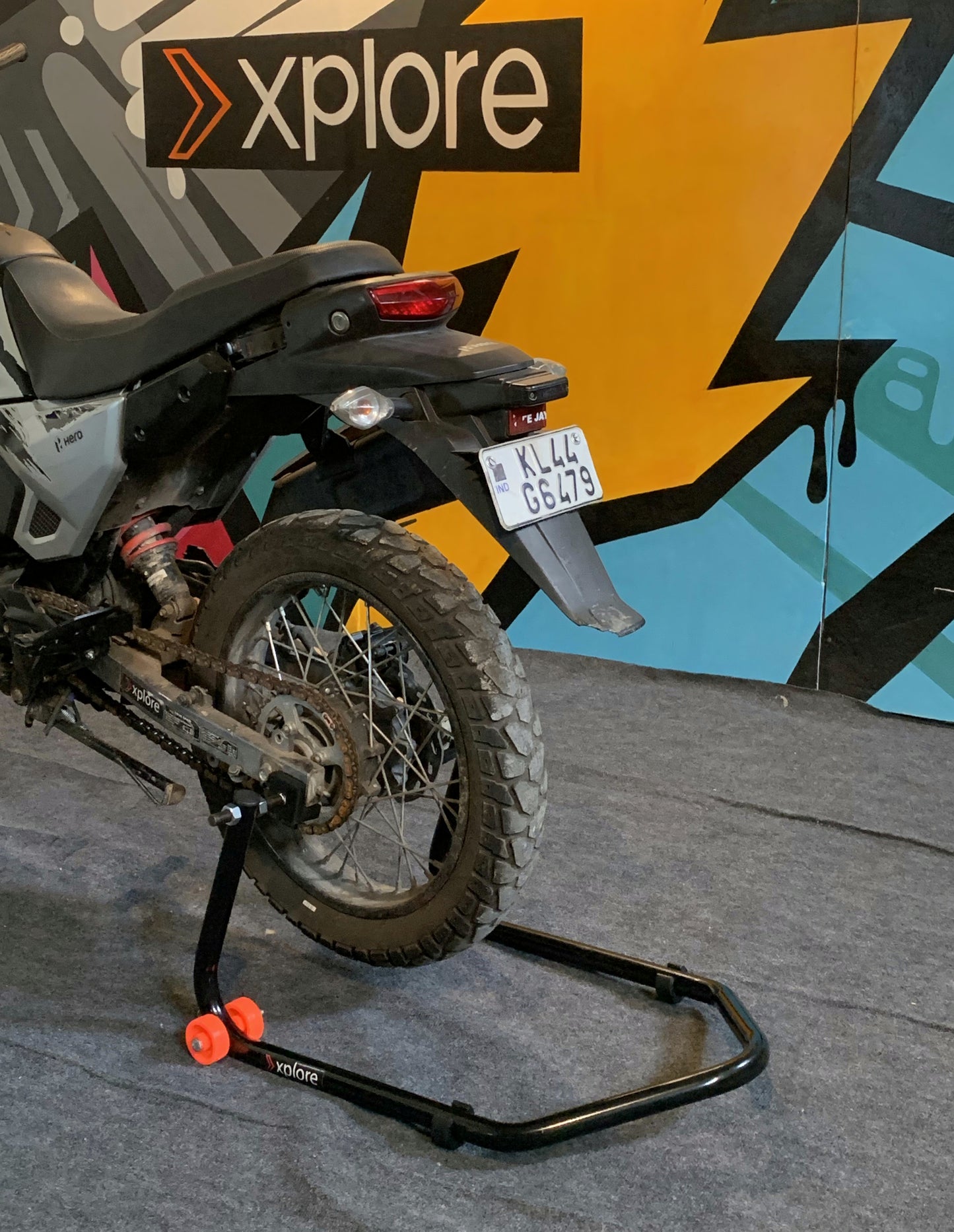 Explore paddock stand universal with swingarm lift holders with 5 YEARS WARRANTY