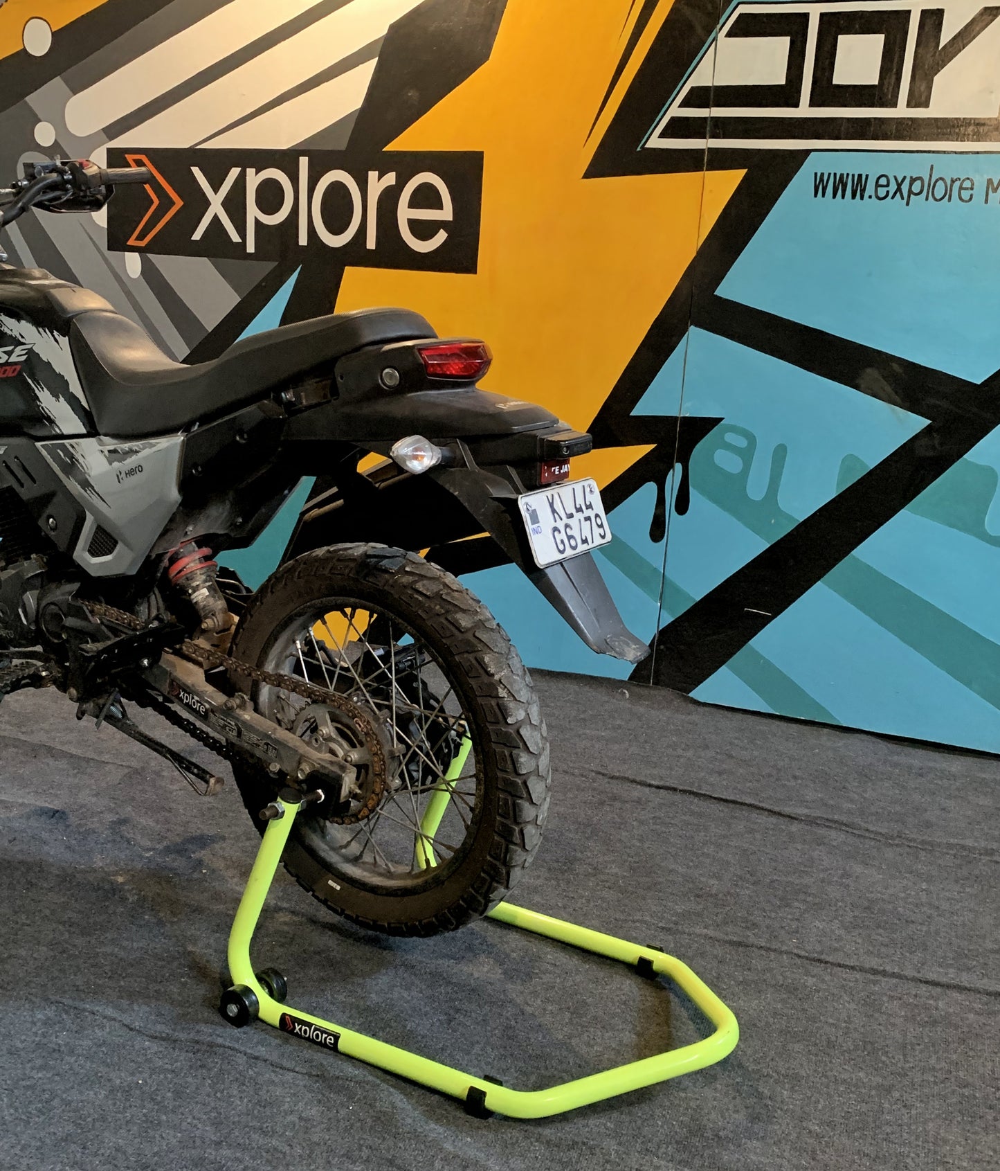 Explore paddock stand universal with swingarm lift holders with 5 YEARS WARRANTY