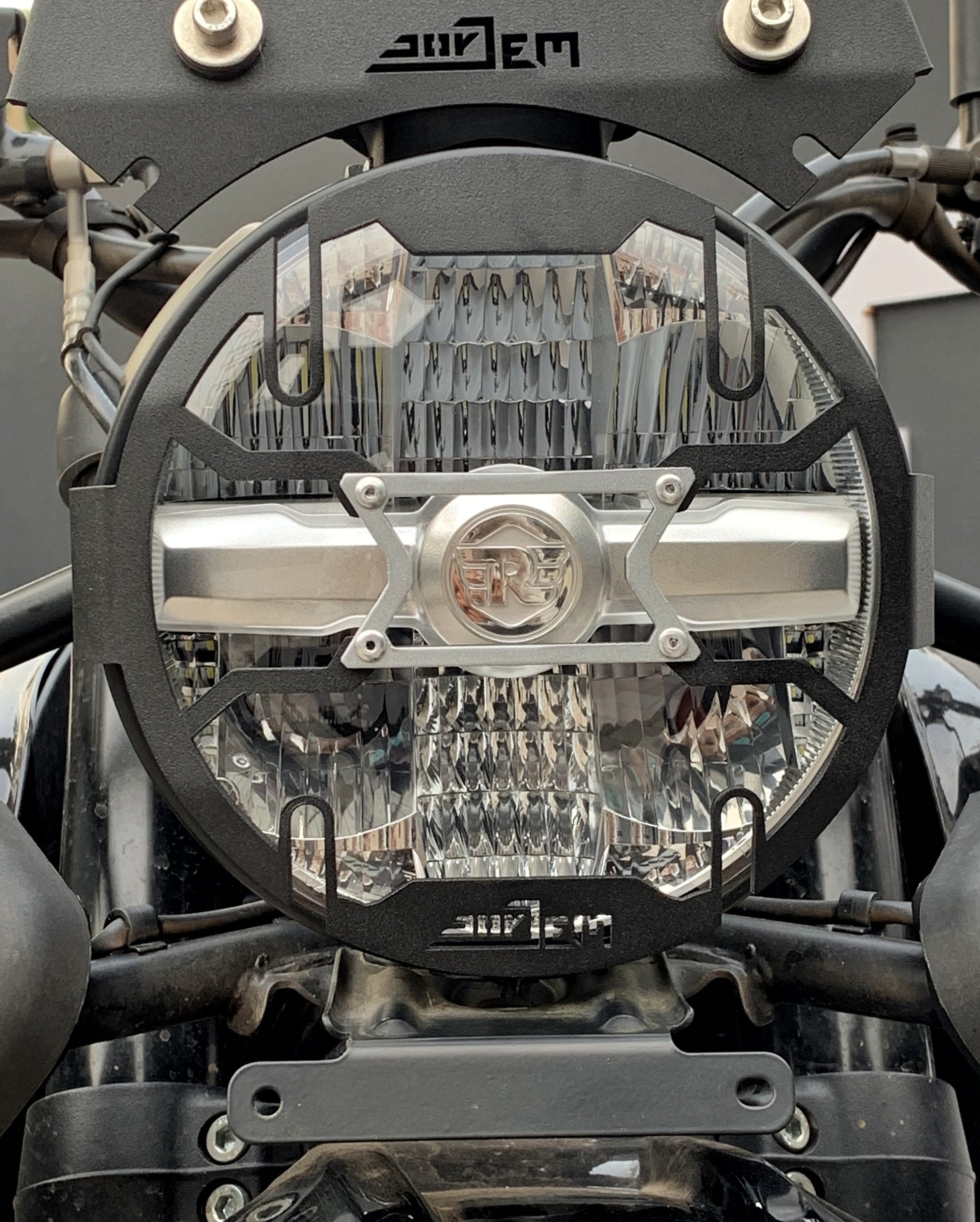 Royal enfield himalayan 450 headlight grill