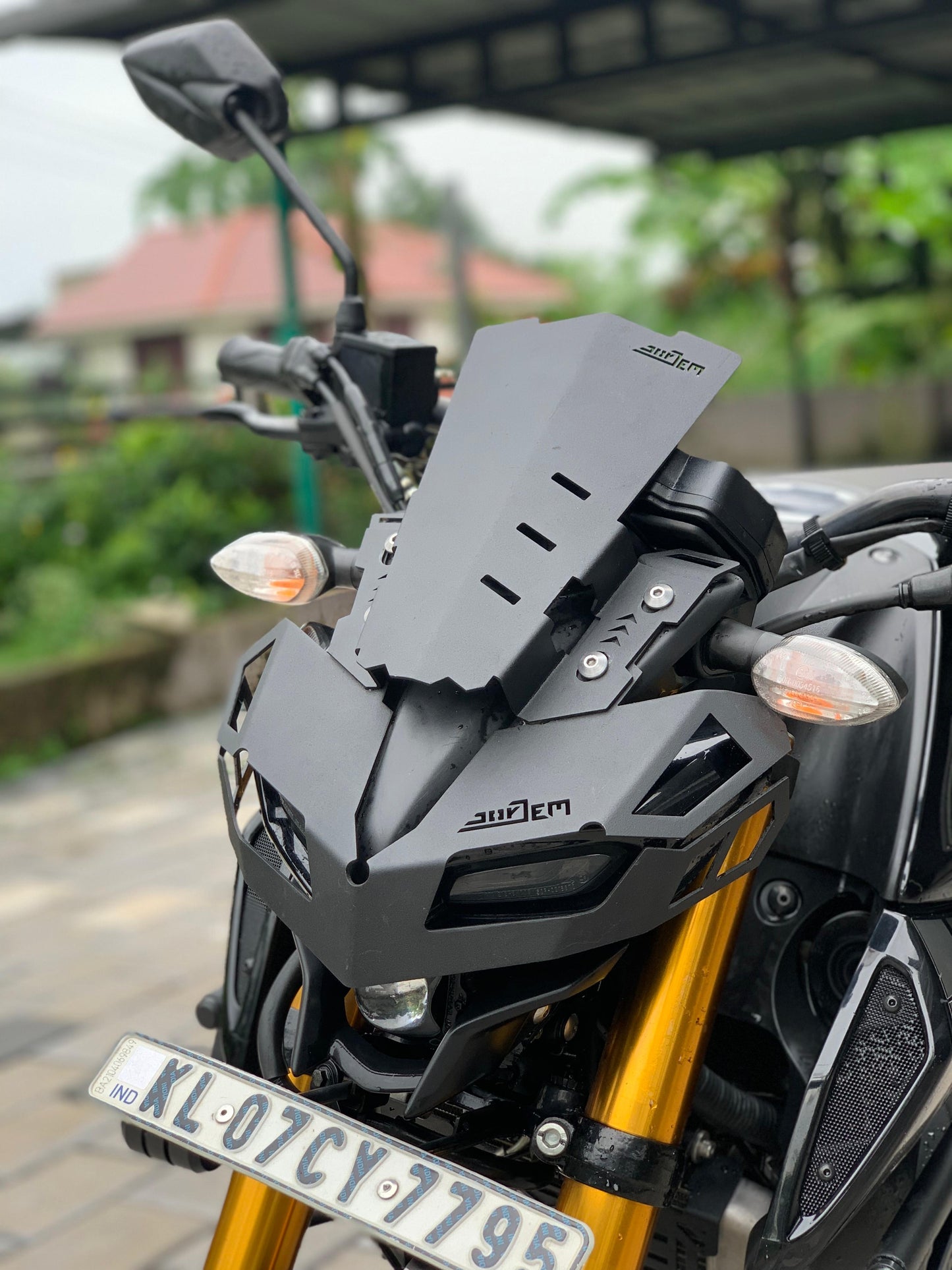 yamaha mt 15 metal visor